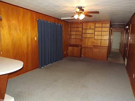 5th image of 308 Hilltop Dr