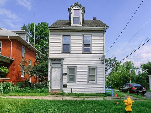 4th image of 1928 Boas St