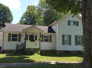 107 Monroe St, North Adams, MI 49262