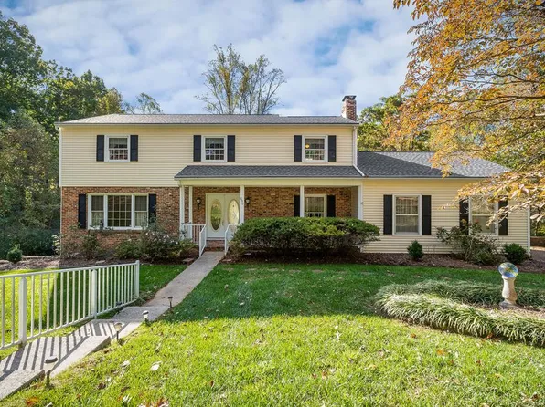 690 Valley Forge Rd, Cookeville, TN 38501