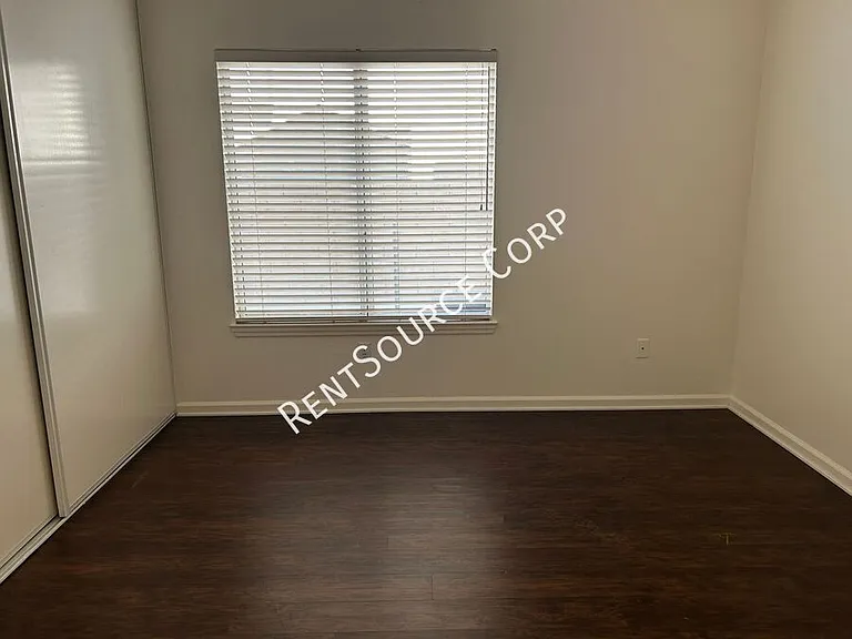 3210 Lantana Ct — Photo 9