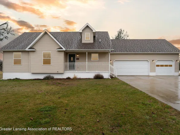 8020 Royal Gala Rd, Saint Johns, MI 48879