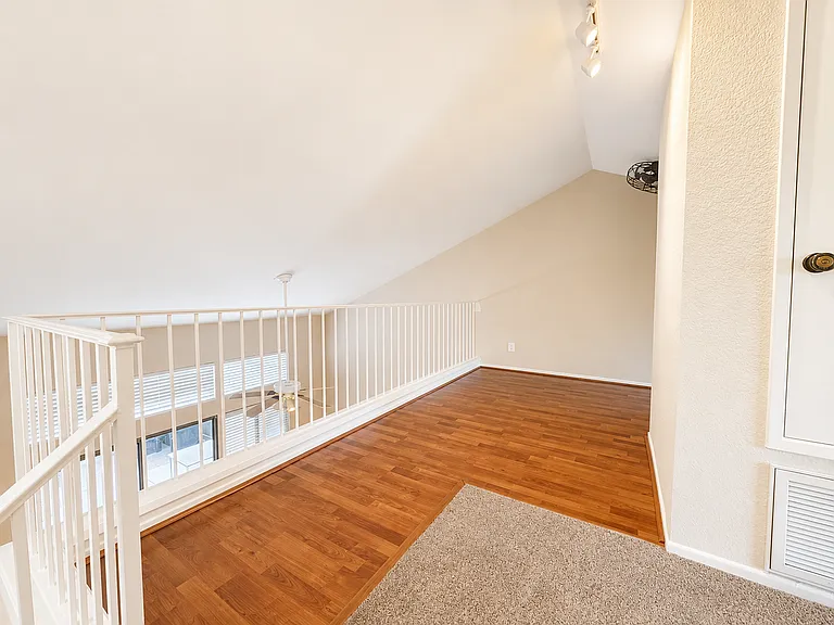 1629 Windmill Ln #E — Photo 17