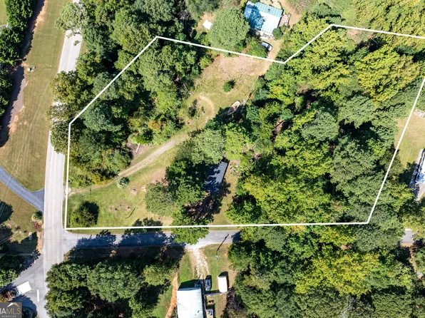 6352 Lights Ferry Rd, Flowery Branch, GA 30542