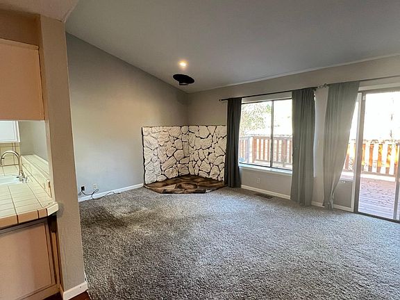 5th image of 7733 Lauppe Ln APT 3