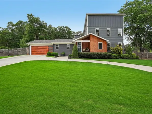 2604 Melinda Dr, Atlanta, GA 30345