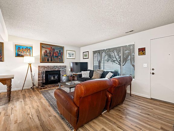 3rd image of 1720 Oldfield Way