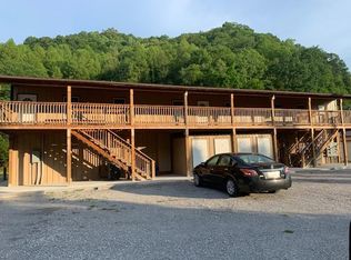 515 Highway 931 S APT 1, Whitesburg, KY 41858