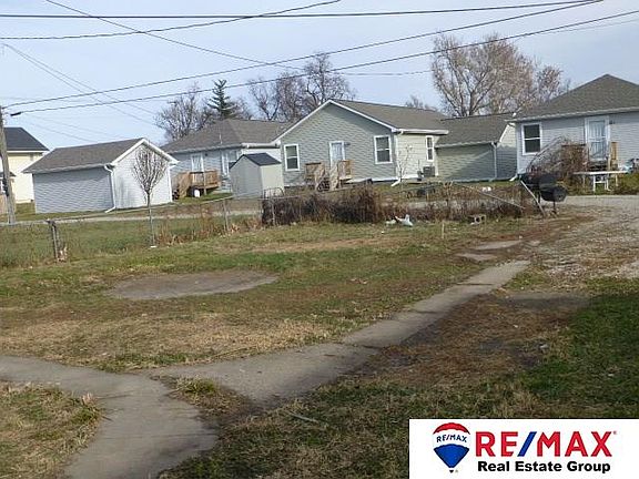 3rd image of 3927 N 22nd St