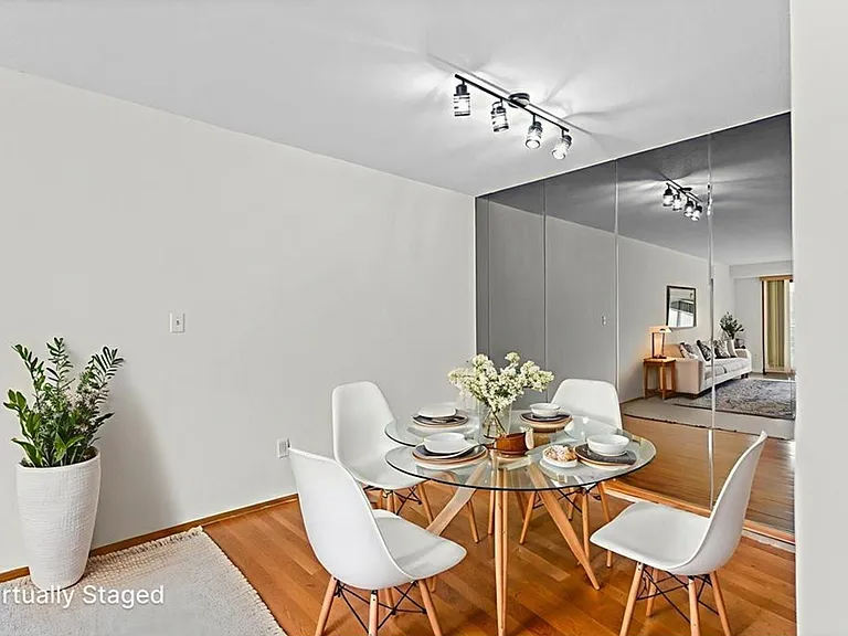 121 Washington Ave S #404 — Photo 2
