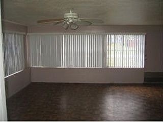 2nd image of 1916 Park Ave