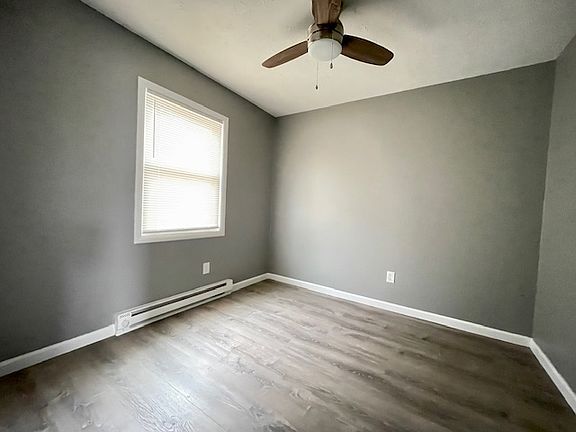 5th image of 1360 Peachtree Dr