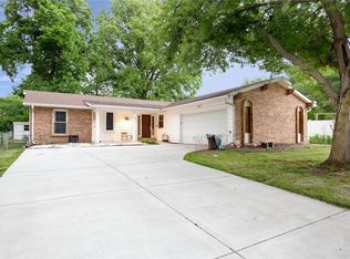 3104 Yale Blvd, Saint Charles, MO 63301