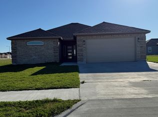 108 W Saint Francois Ave, Port Lavaca, TX 77979