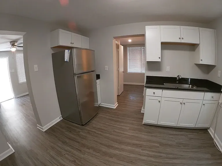 39 Mary St #1 — Photo 4