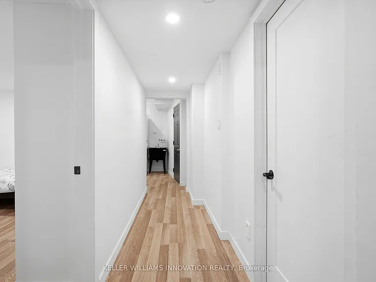 235 Southwood Dr #LOWER — Photo 15