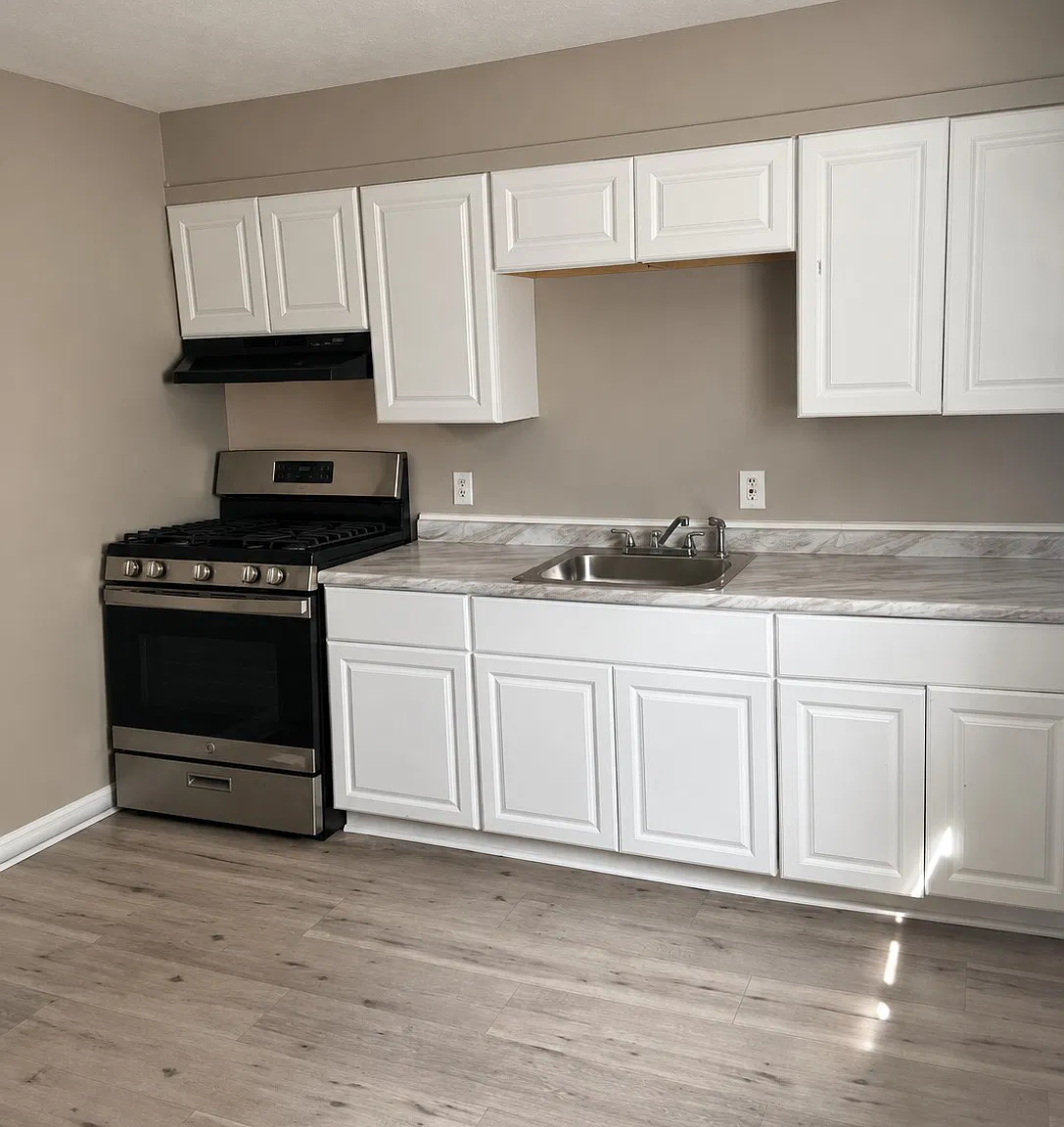 2 bed, 658 sqft, $1,195 — Photo 4