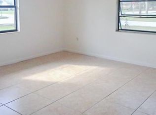 1175 Greaza St, Englewood, FL 34223