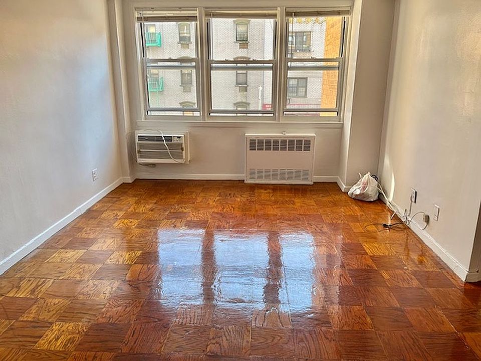 1st image of 50 Bayard St Frnt 3