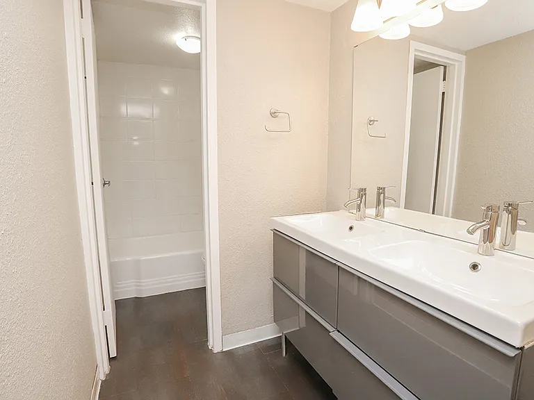 Dwell Apartments — Photo 61