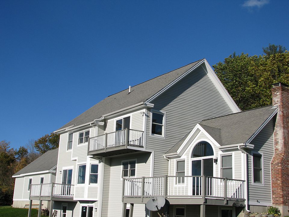 Decks to enjoy the views!