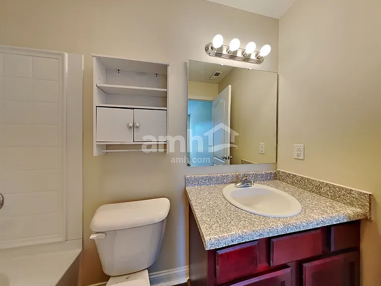 681 Bridgebend Run — Photo 11