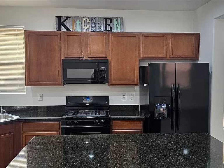 7451 Benlomond Ave — Photo 5