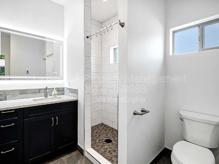 510 N 15th St — Photo 15