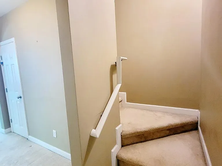 4640 Centrebrook Cir — Photo 17