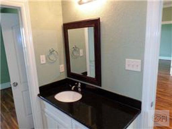 4th image of 981 W Verdia Dr