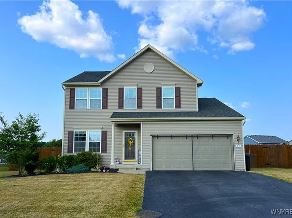 54 Middlebury Ln, Lancaster, NY 14086