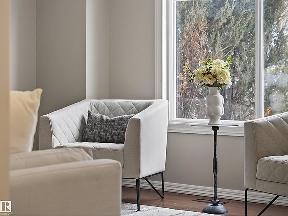 3rd image of 655 Tamarack Rd NW #125