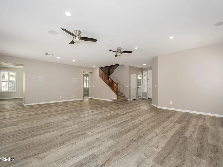 16060 W Mercer Ln — Photo 4