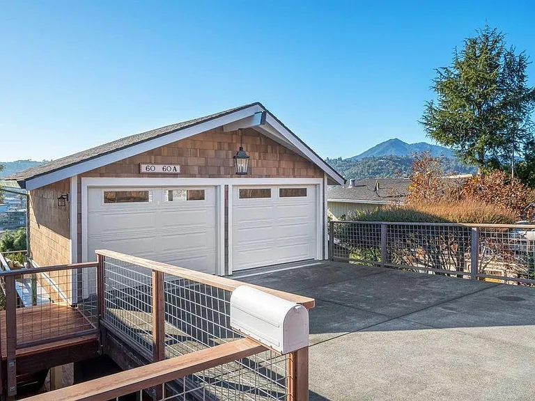 60 Marina Court Dr — Photo 11