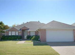 6018 Brenhaven Rd, Arlington, TX 76017