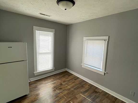 5th image of 1021 S 29th St #2
