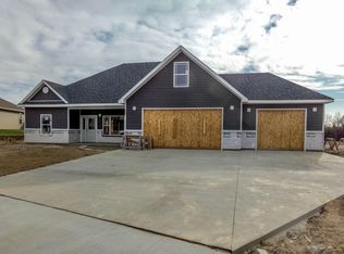 14730 N Covey Rise Dr, Ashland, MO 65010