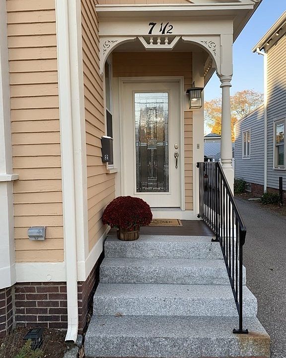 1st image of 7 1/2 Horton St Unit 7H