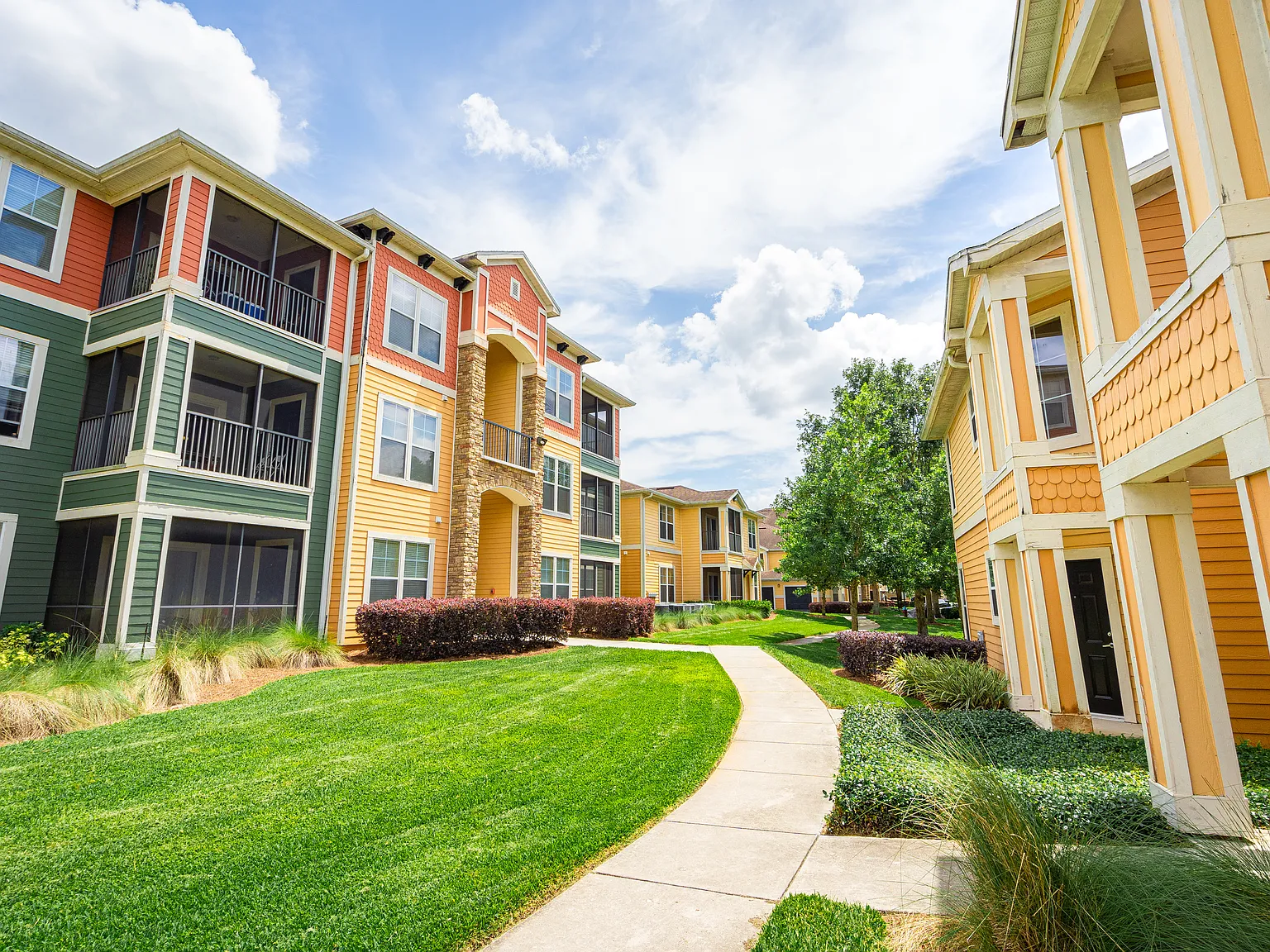 Oakleaf Village Apartments — Photo 3