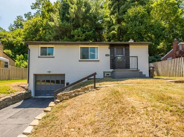 1612 Carmella Dr, Pittsburgh, PA 15227