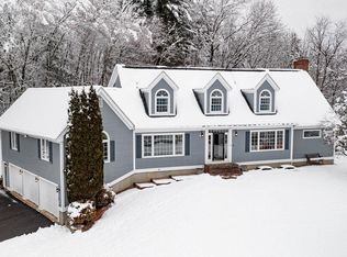 19 Pine Dr, Bedford, NH 03110