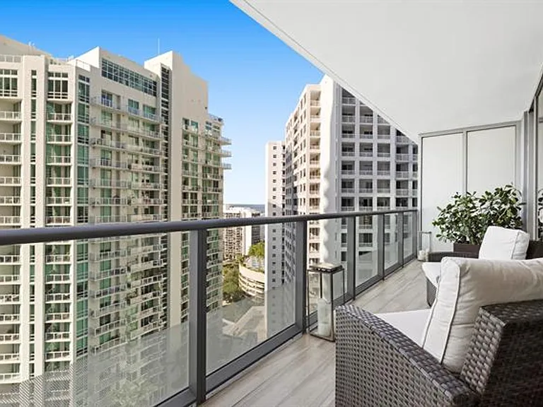 1300 Brickell Bay Dr #2105 — Photo 15