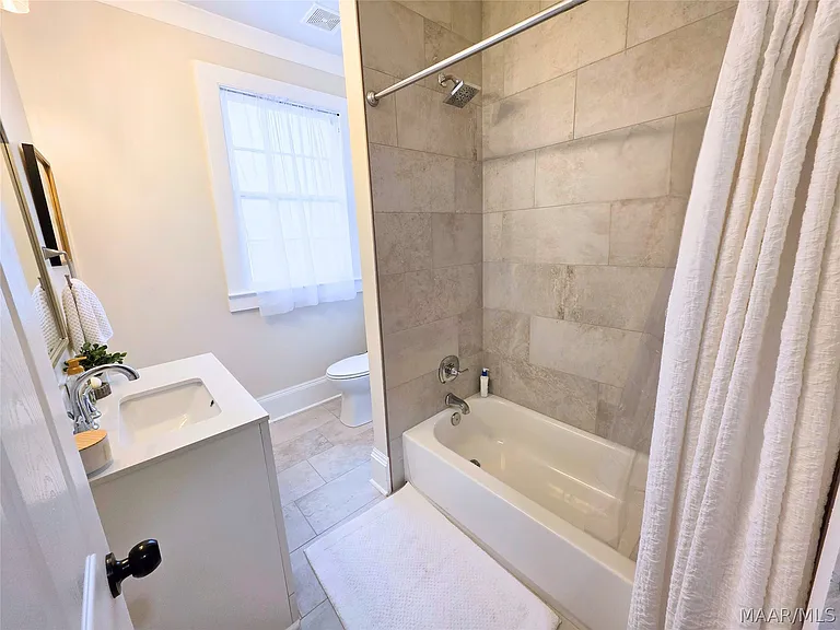 1717 S Hull St — Photo 18
