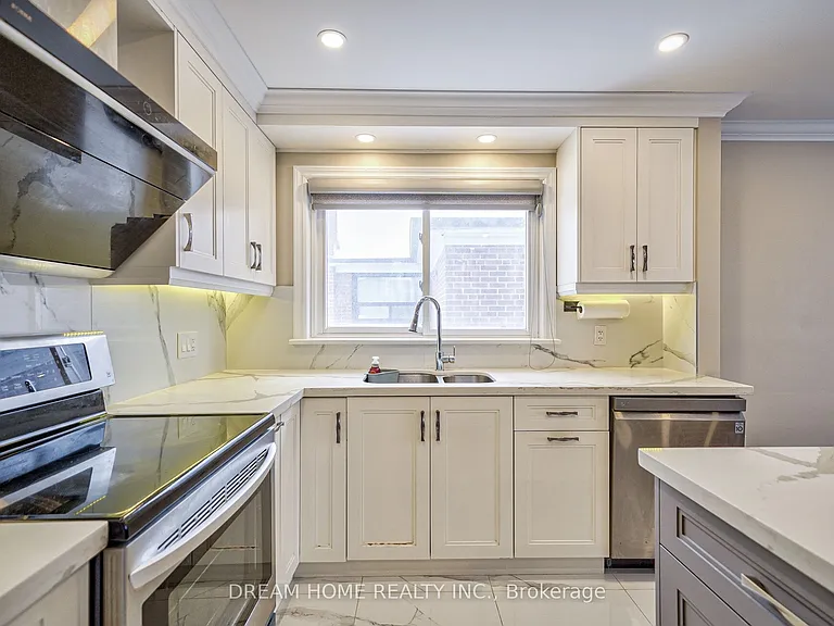 451 Kenneth Ave #MAIN — Photo 11