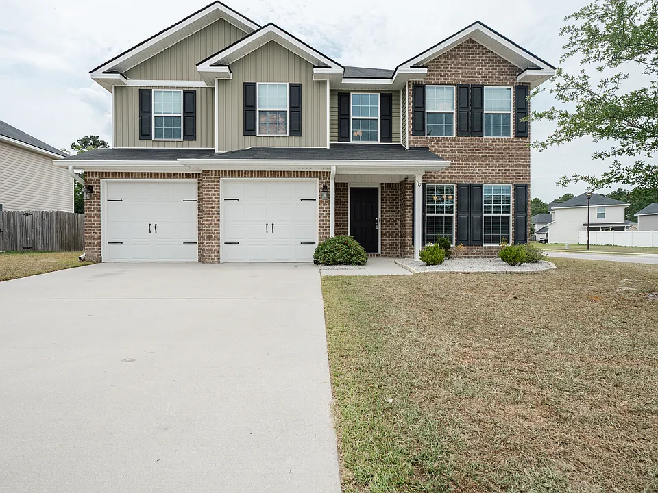 717 Highgrove Ct