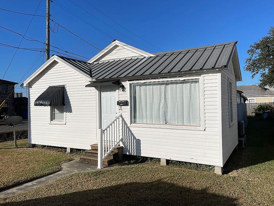 1st image of 1108 Arms St