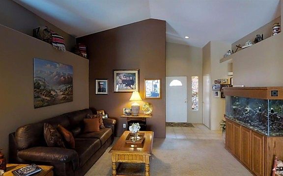 3rd image of 52885 Avenida Alvarado