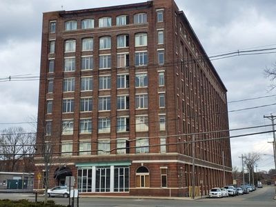 146 Court St #409, Brockton, MA, 02301