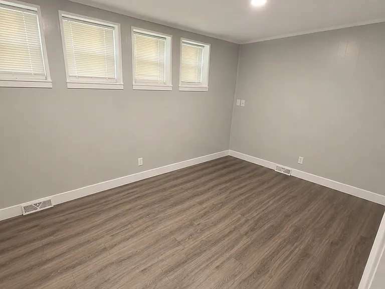 8808 Fernway Dr — Photo 5