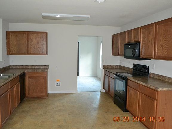 2nd image of 104 Blackwell Ct